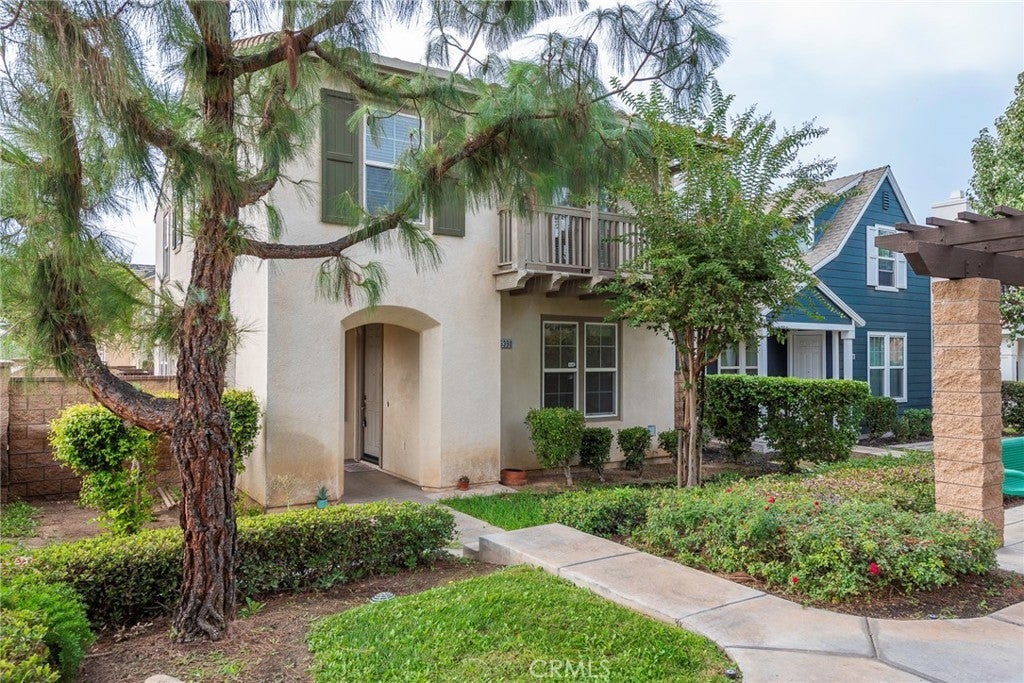 Photo of Listing #IV25042358