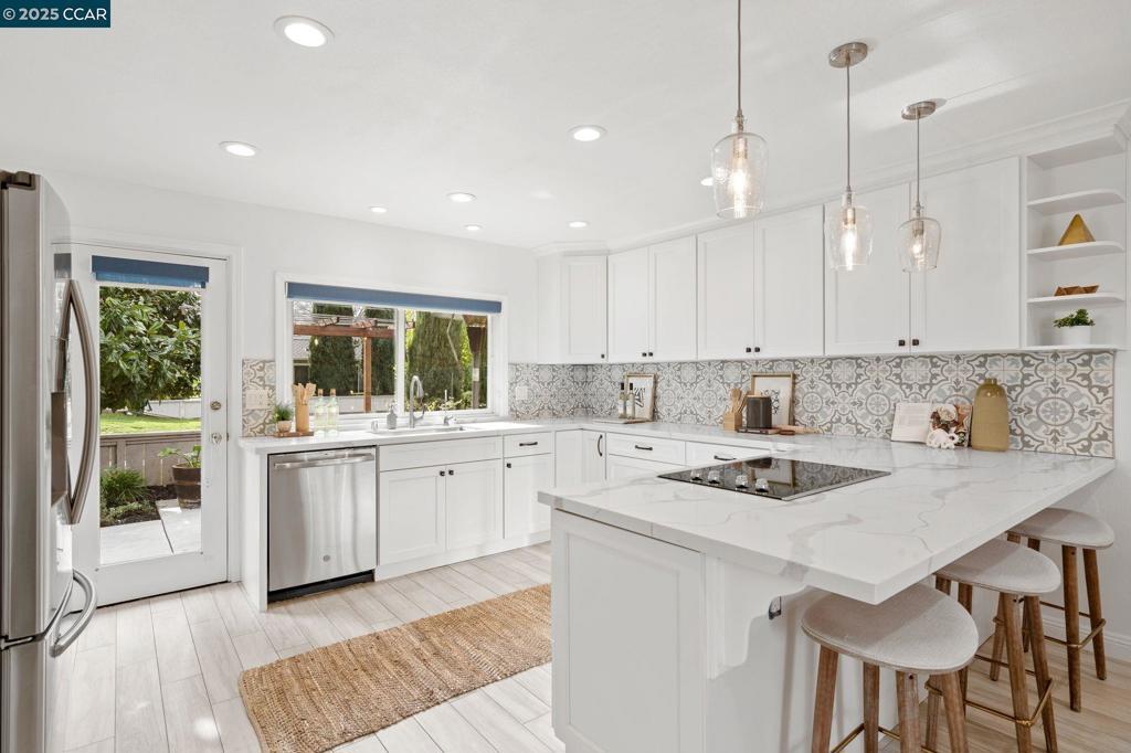 Photo of Listing #41087248