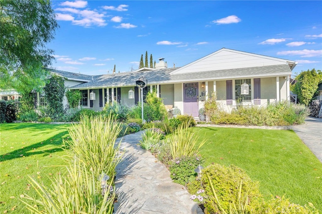 Photo of Listing #BB25042425