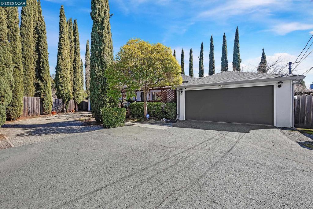 Photo of Listing #41087256