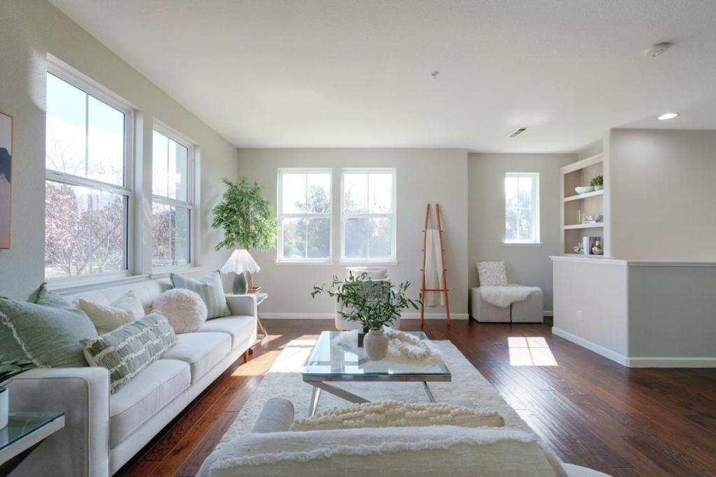 Photo of Listing #ML81994203