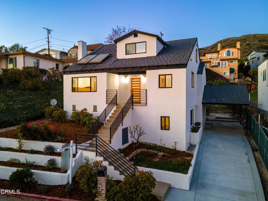 Photo of Listing #V1-28337