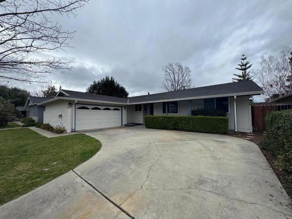 Photo of Listing #ML81995597