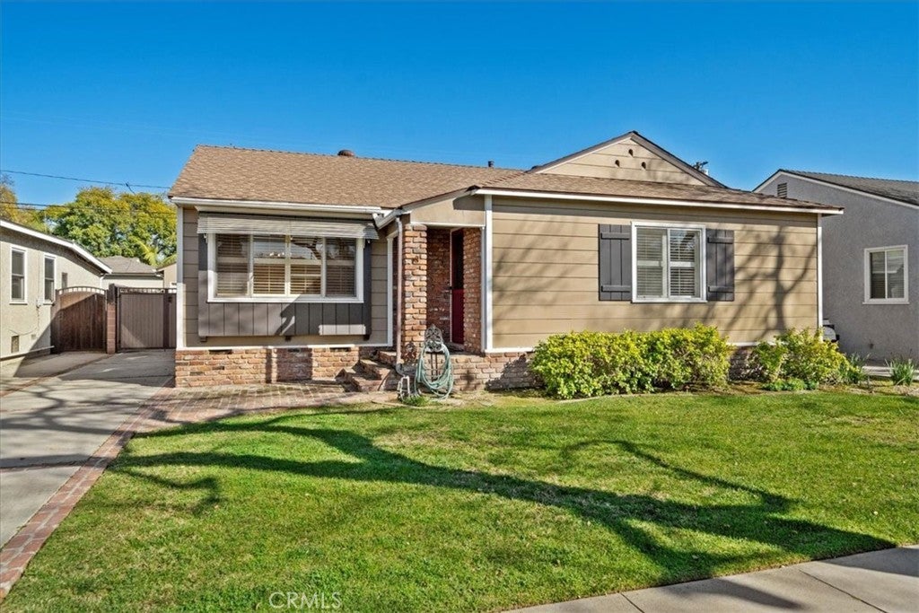 Photo of Listing #PW25041630