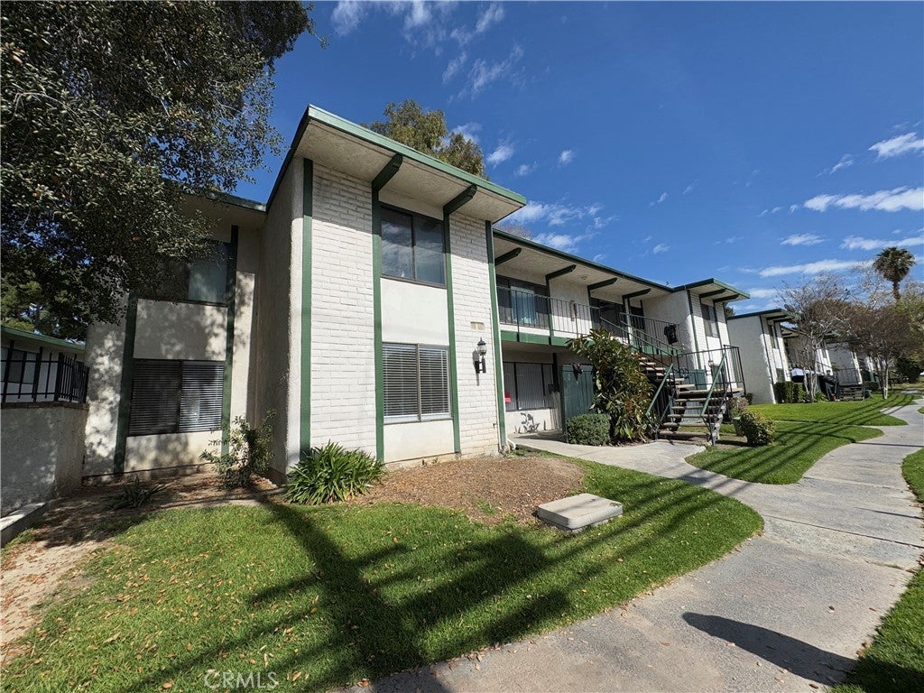 Photo of Listing #IV25042951