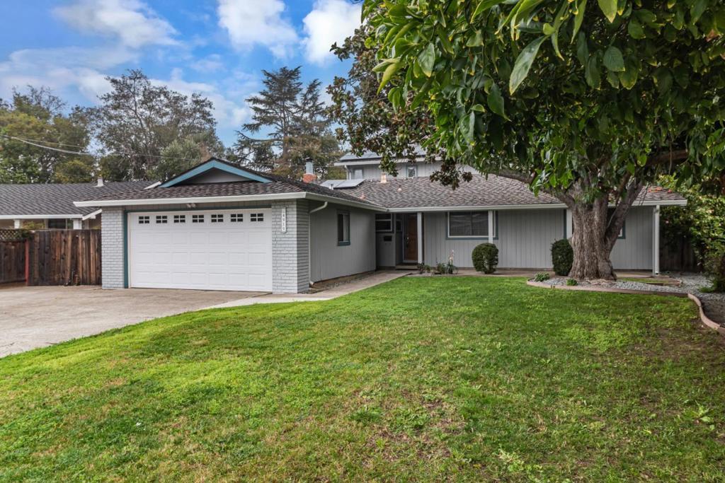 Photo of Listing #ML81995498