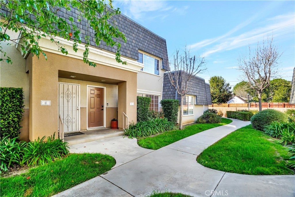 Photo of Listing #SR25027013