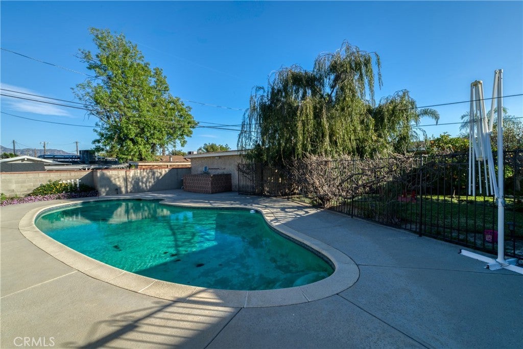 Photo of Listing #SR25043079