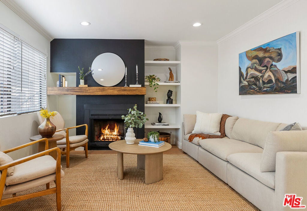 Photo of Listing #25503999