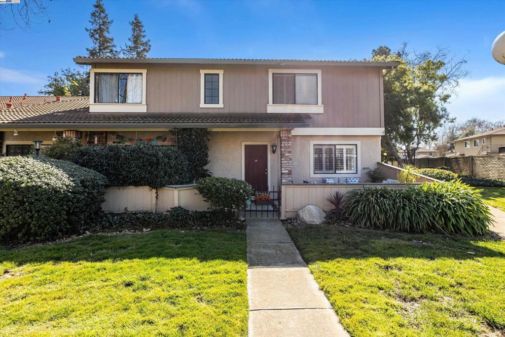 Photo of Listing #41087375