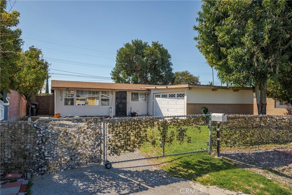 Photo of Listing #CV25041676