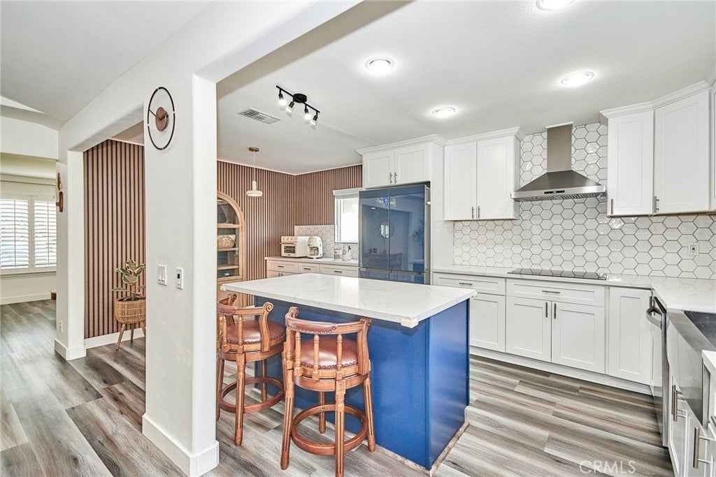 Photo of Listing #OC25040245