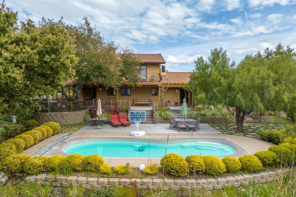 Photo of Listing #ML81995695