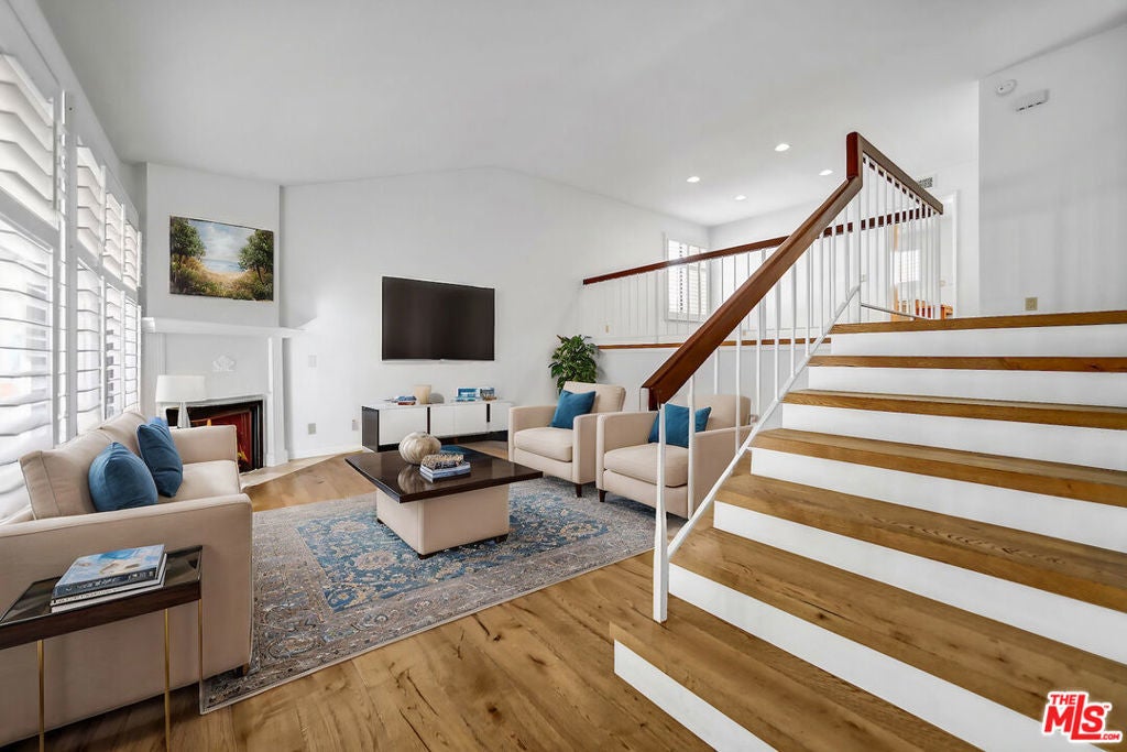 Photo of Listing #25502409