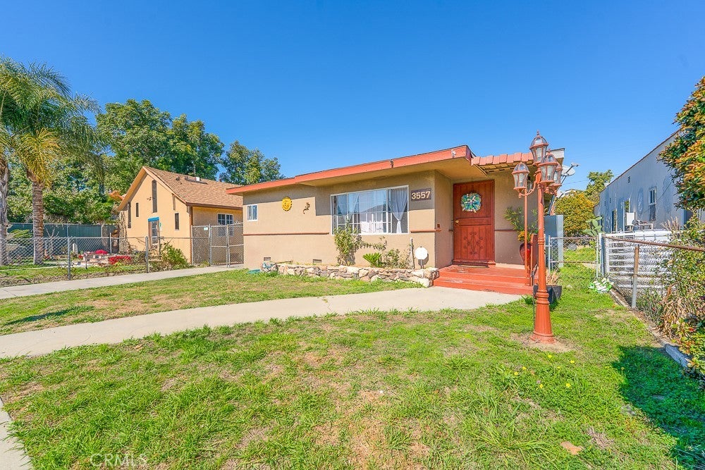 Photo of Listing #DW25042716