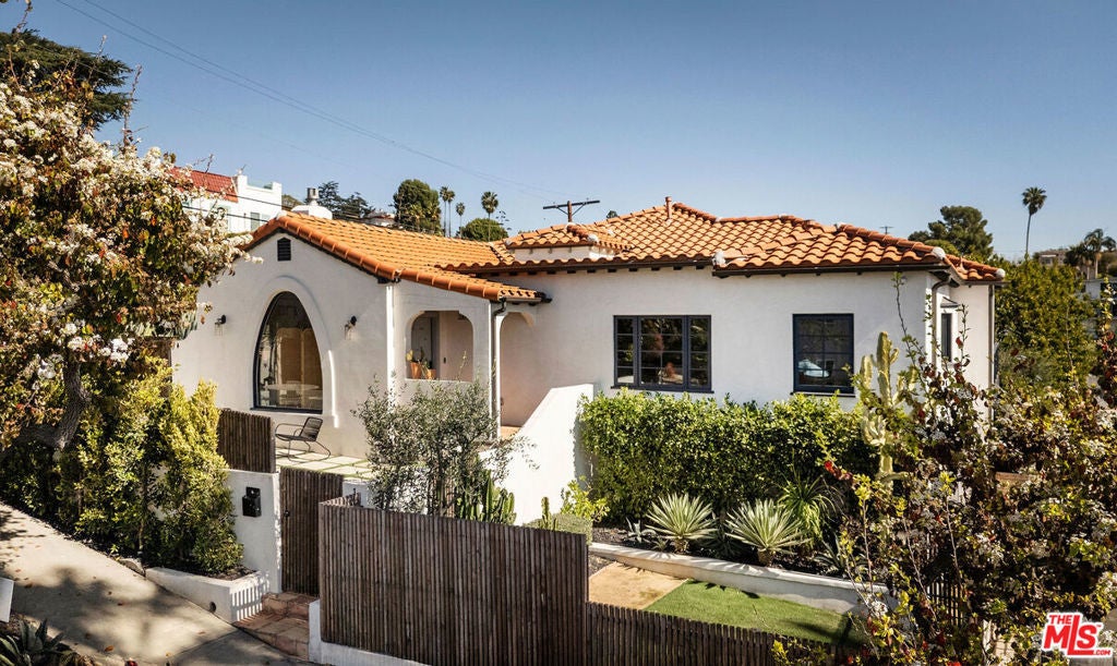 Photo of Listing #25502955