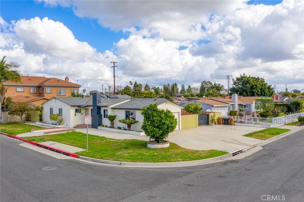 Photo of Listing #OC25043632