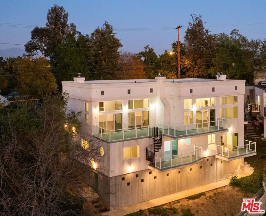 Photo of Listing #25504225