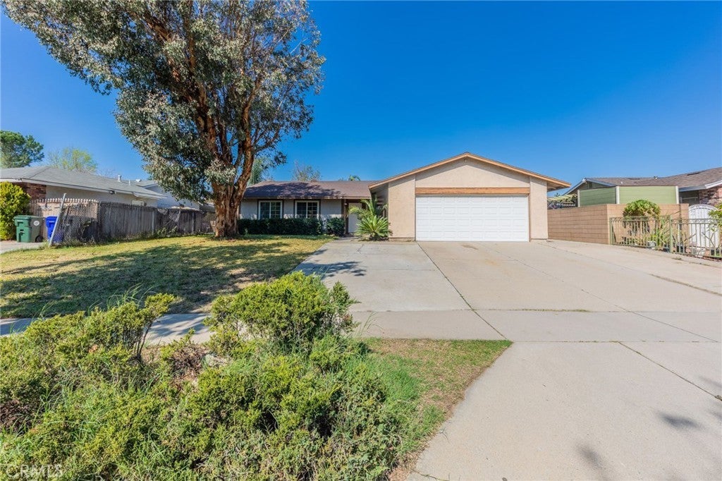 Photo of Listing #OC25038915