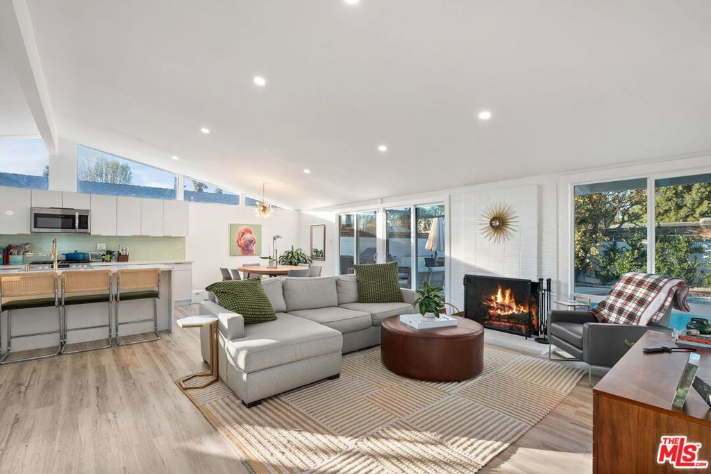 Photo of Listing #25503909