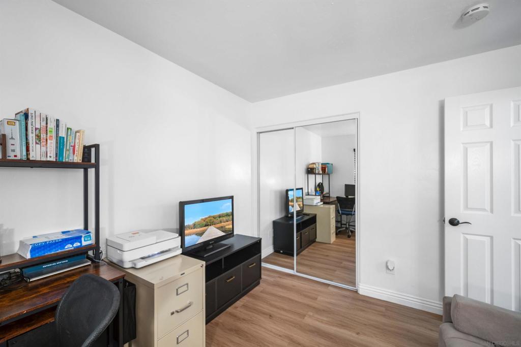 Photo of Listing #250020105SD