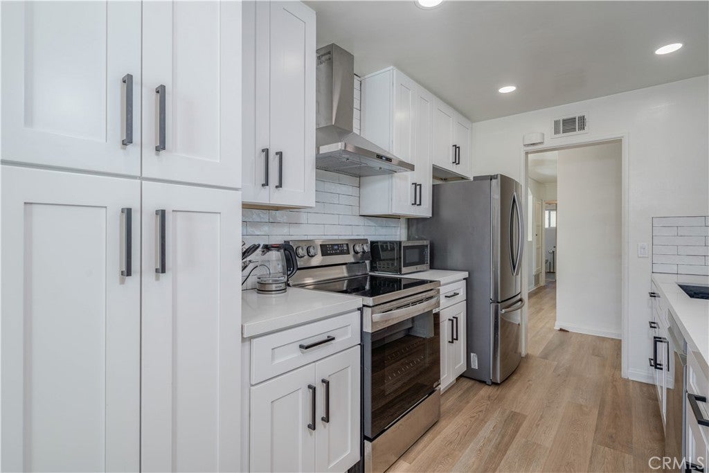 Photo of Listing #OC25038173