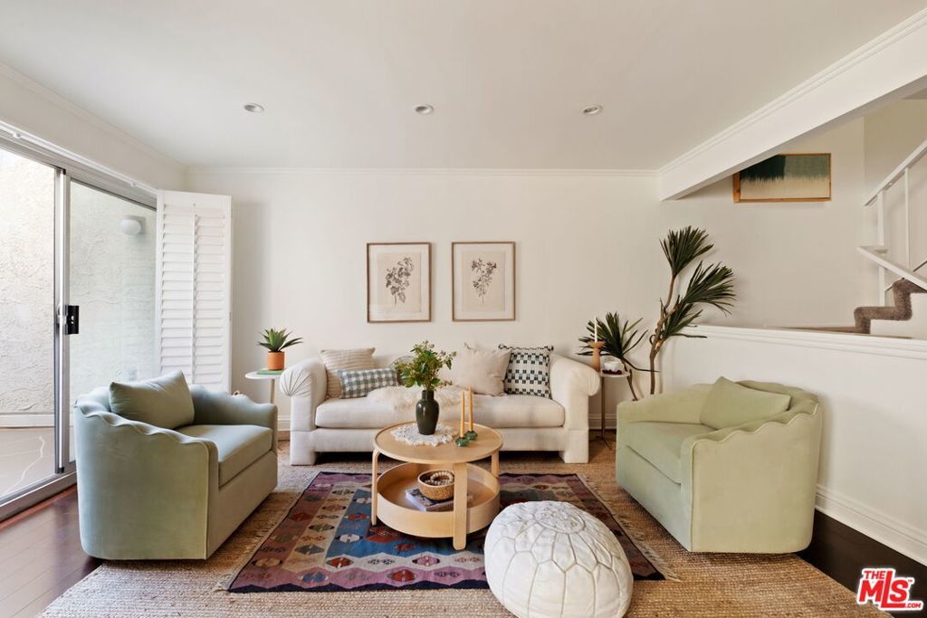 Photo of Listing #25500743