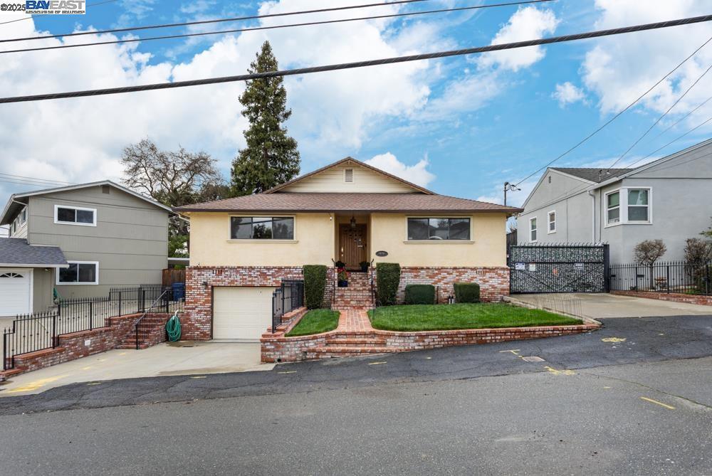 Photo of Listing #41087513