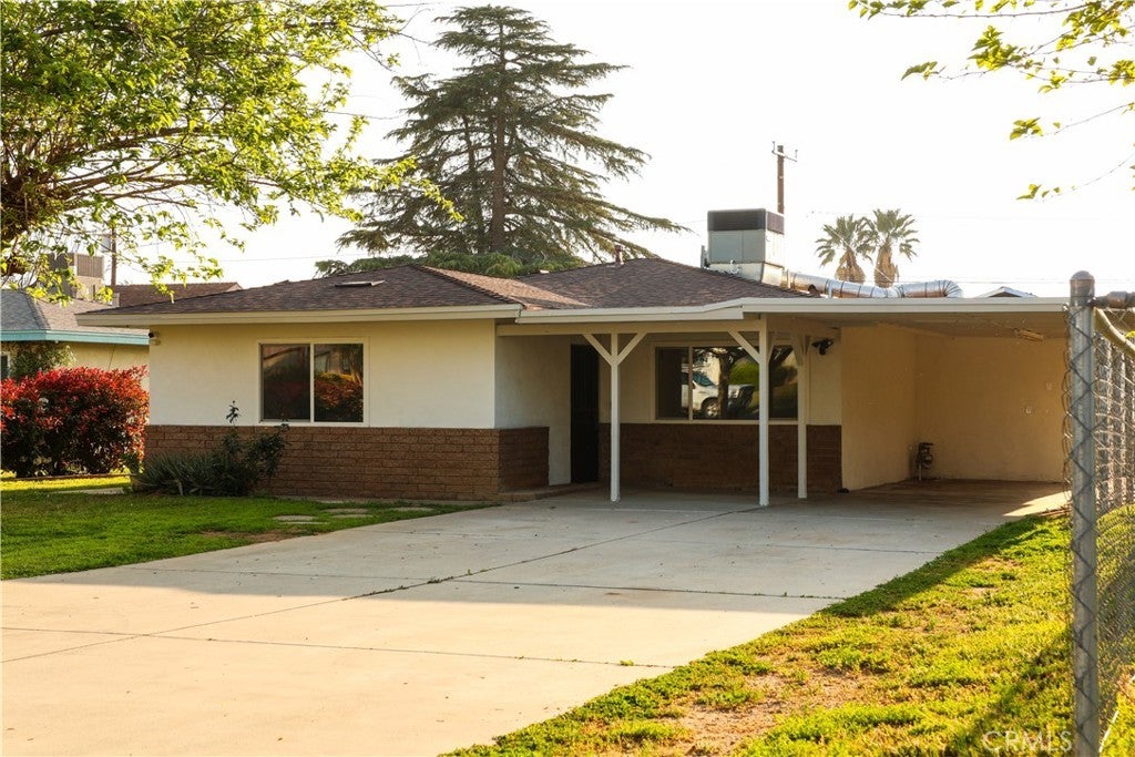 Photo of Listing #SB25044075