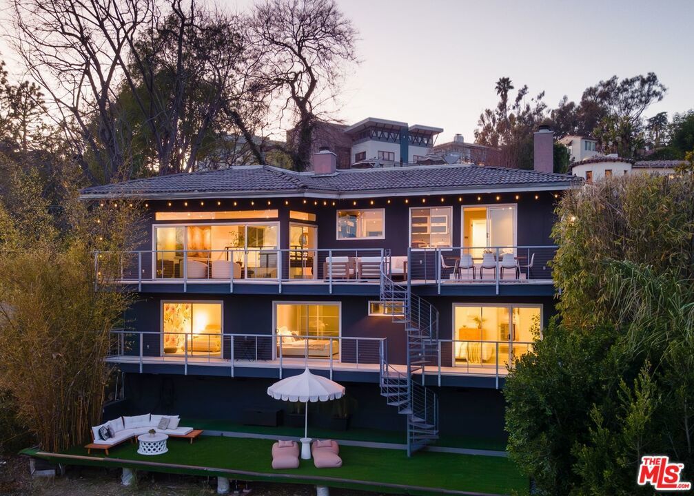 Photo of Listing #25504470