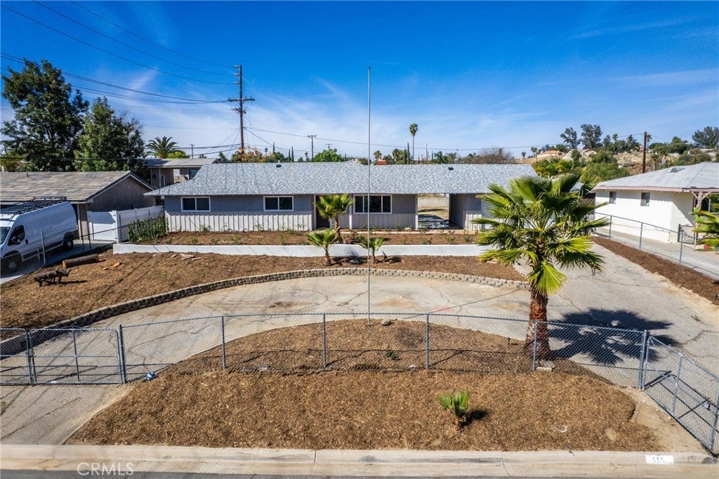 Photo of Listing #CV25044261