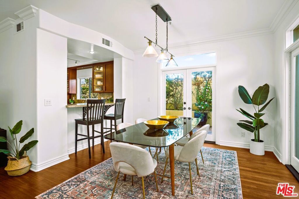 Photo of Listing #25503997