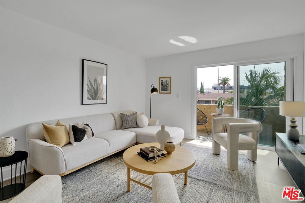 Photo of Listing #25503553