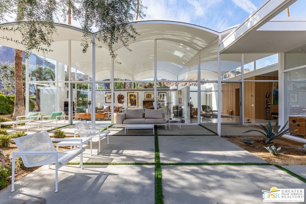 Photo of Listing #25504693PS