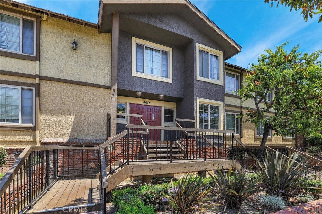 4633 Marine Avenue 216