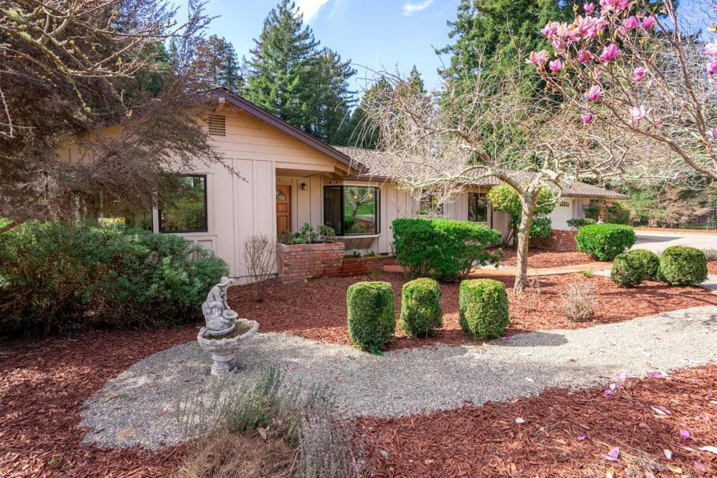 Photo of Listing #ML81995942