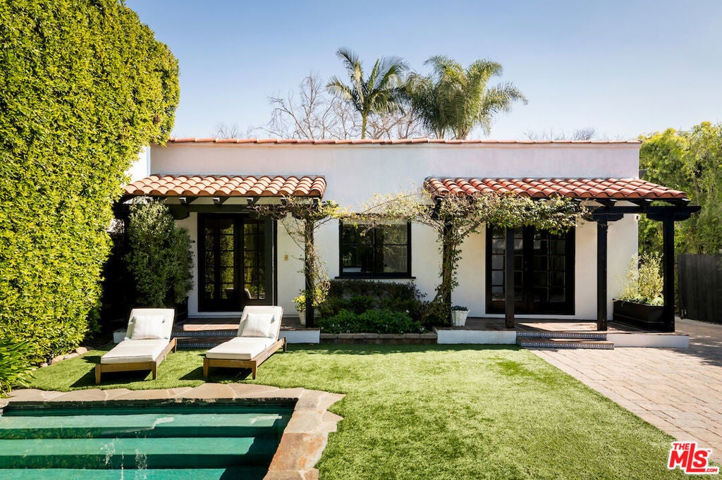 Photo of Listing #25504079