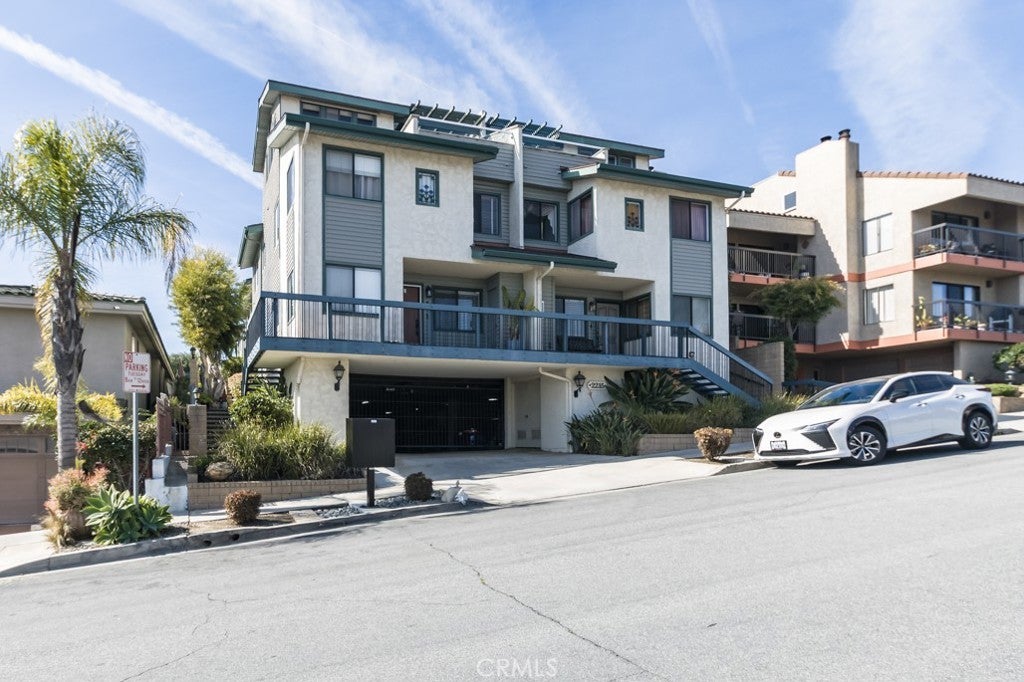 Photo of Listing #PW25040596