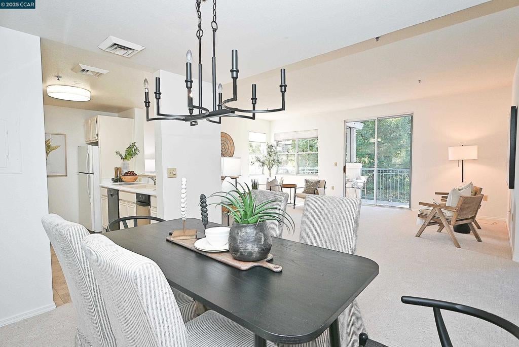 Photo of Listing #41087628