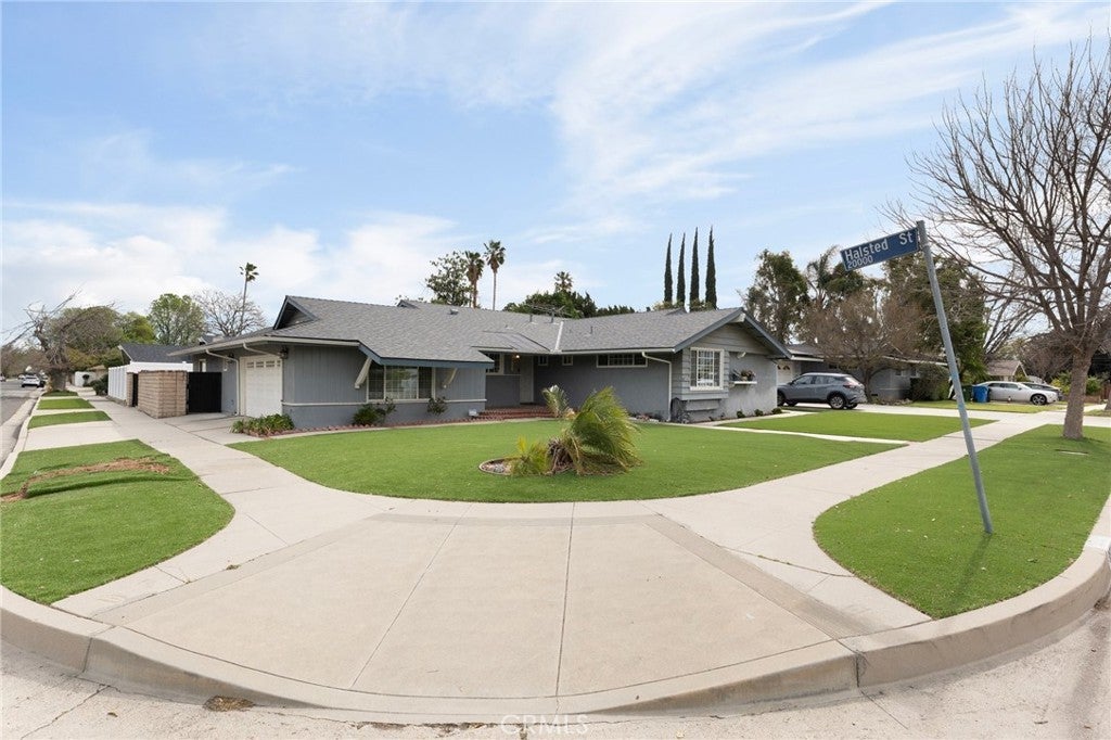 Photo of Listing #SR25042908