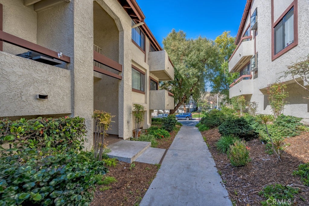 Photo of Listing #SR25044844