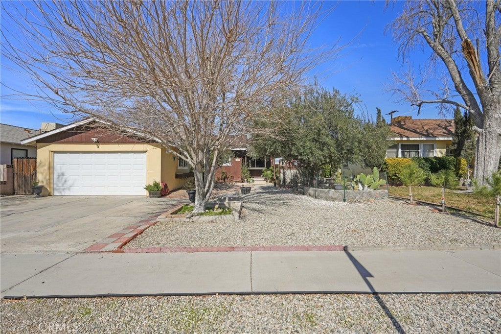 Photo of Listing #SR25040429