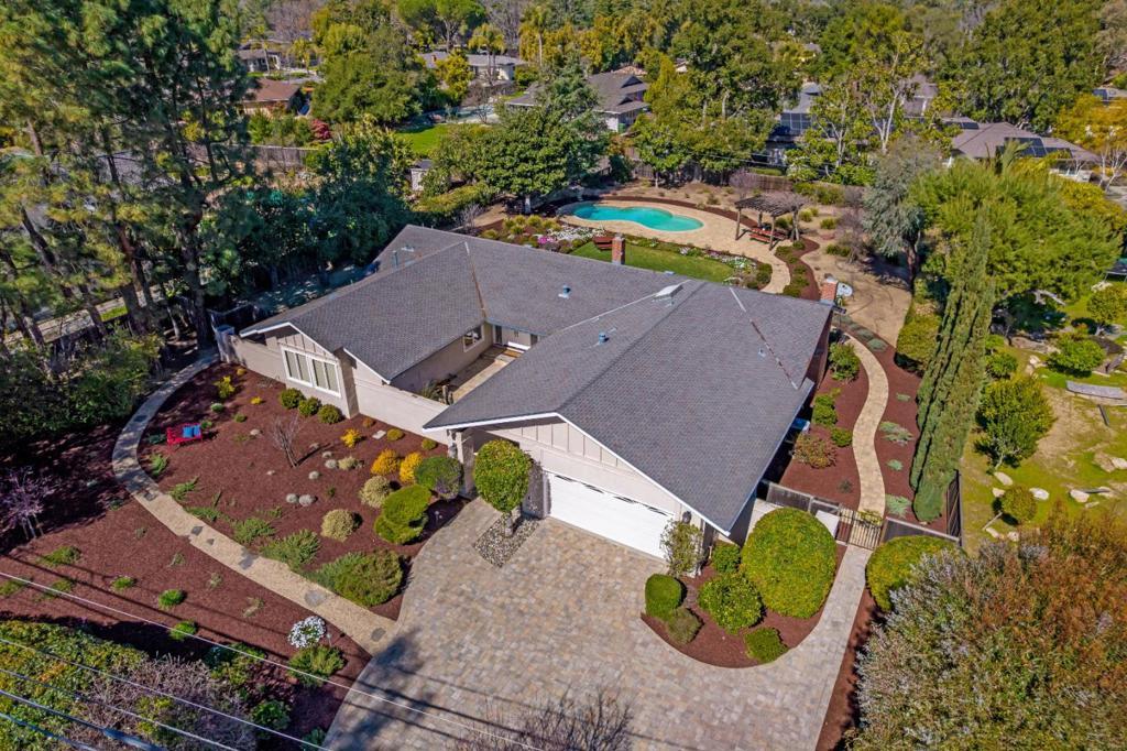 Photo of Listing #ML81996034