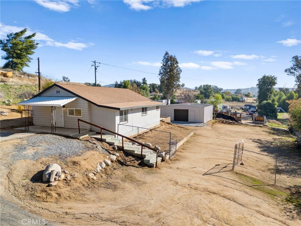 Photo of Listing #SW25045096