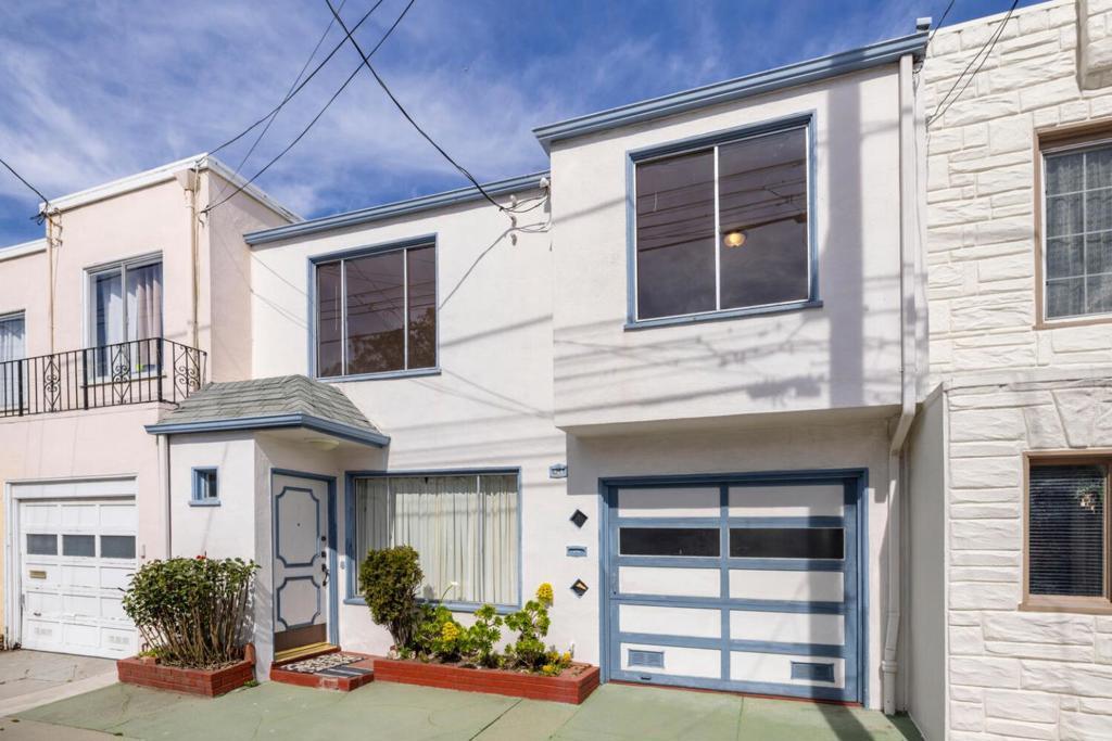 Photo of Listing #ML81996049