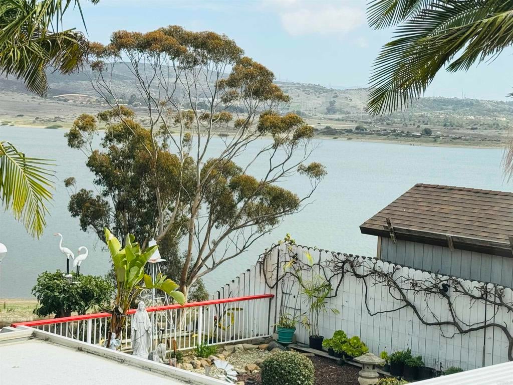 Photo of Listing #PTP2501523