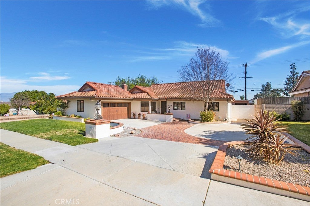 Photo of Listing #PW25040649