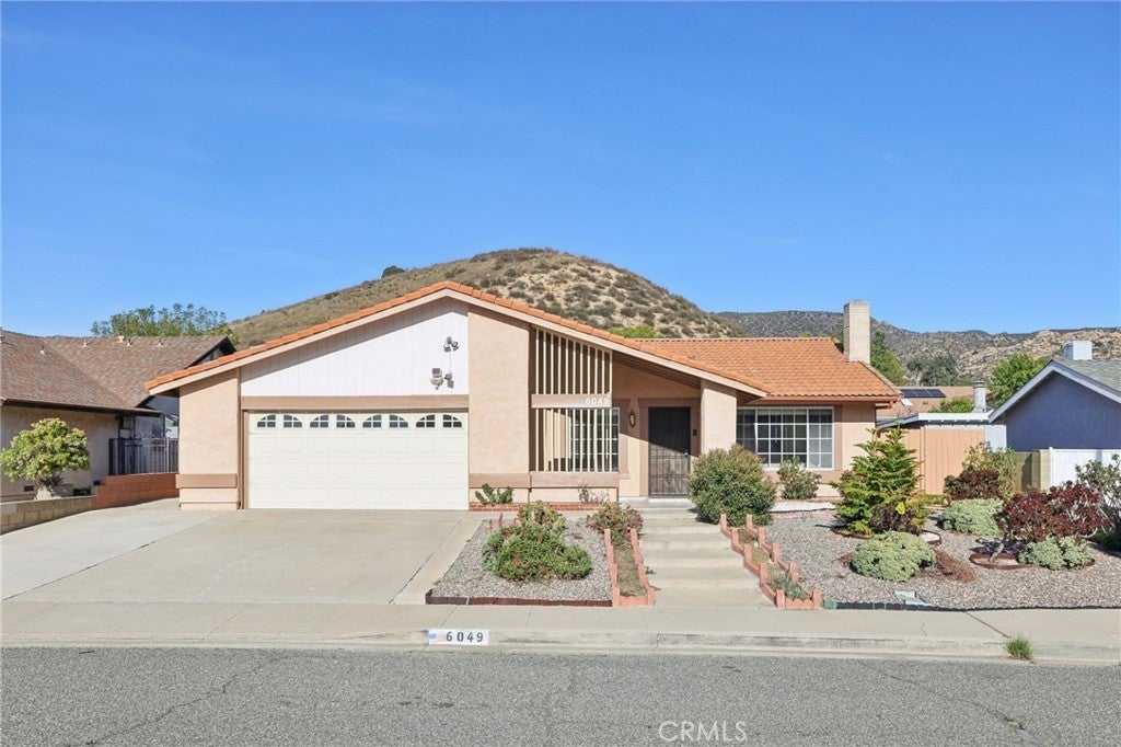 Photo of Listing #SR25046136