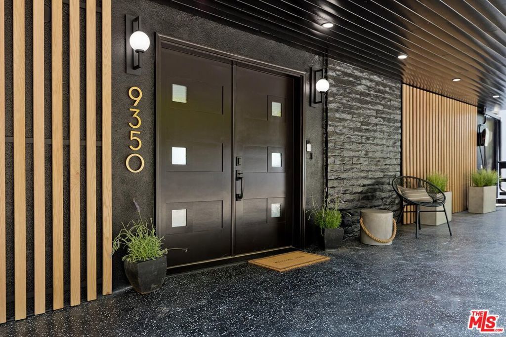 Photo of Listing #25503863