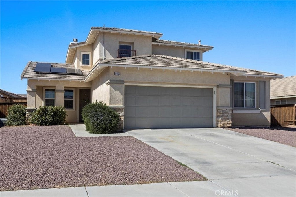 Photo of Listing #IV25046702